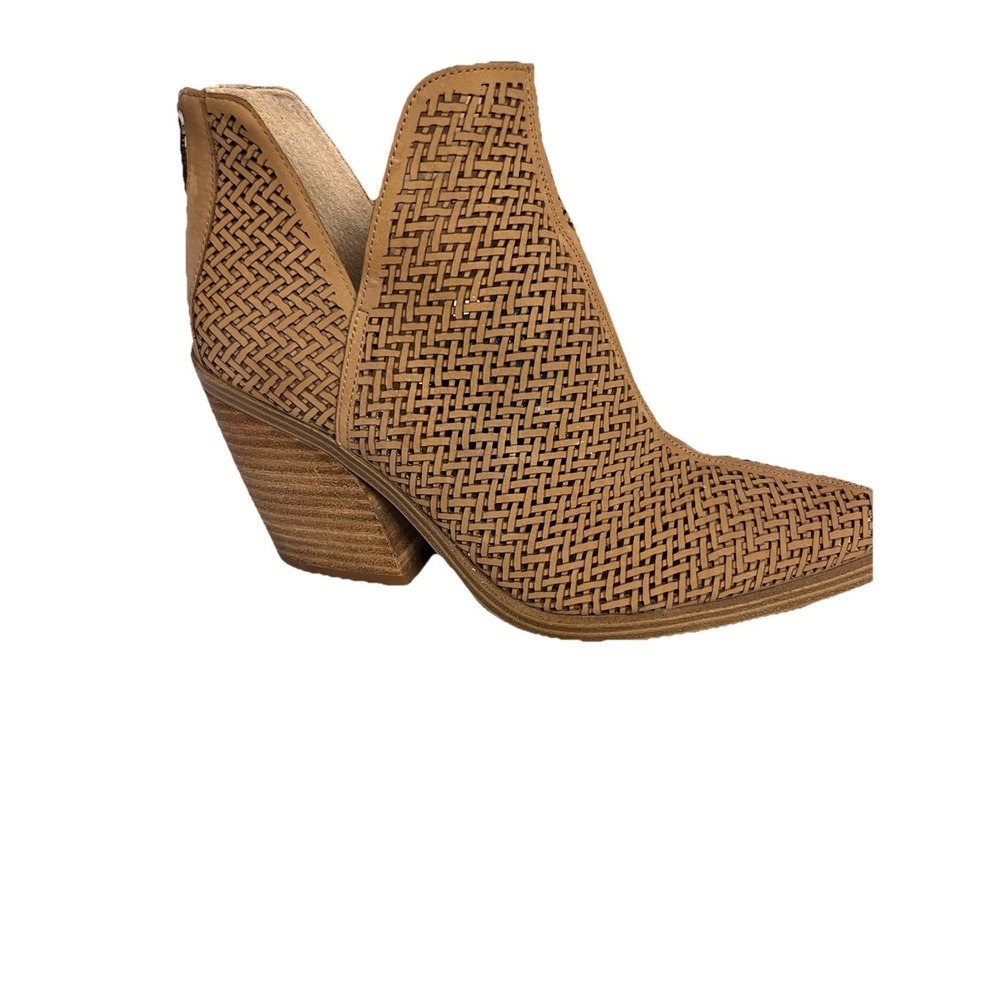 Vince Camuto Gigietta Suede Ankle Booties Sz 8 Light Brown 3.5" Heel Zip Back
